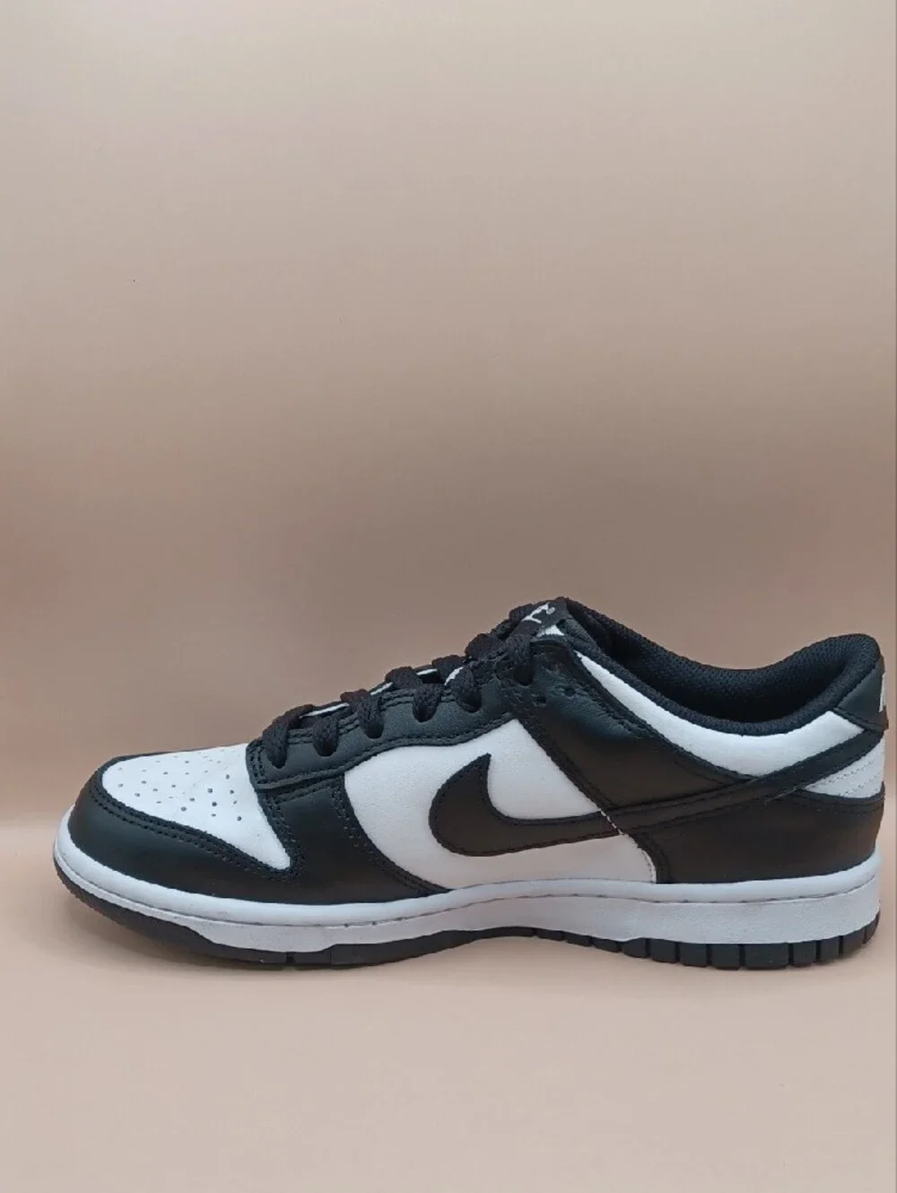 NWOB Nike Dunk Low Sneaker-Black/White Size Women 8/Youth 6.5Y US CW1590-100